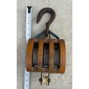 VTG Triple pulley McGraw Edison 2400lb boating sailing block and tackle EUC HTF